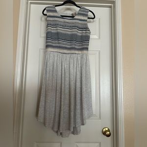 Anthropologie Dolan West Coast Grey Embroidered Sabado Womens Midi Dress